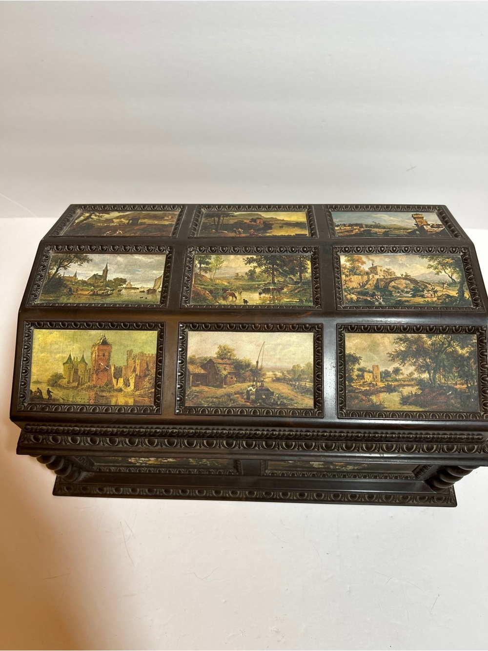 Vtg 1976 Merle Norman Victorian Style Musical Jewelry Box Chest WORKS GREAT! - Picture 12 of 12